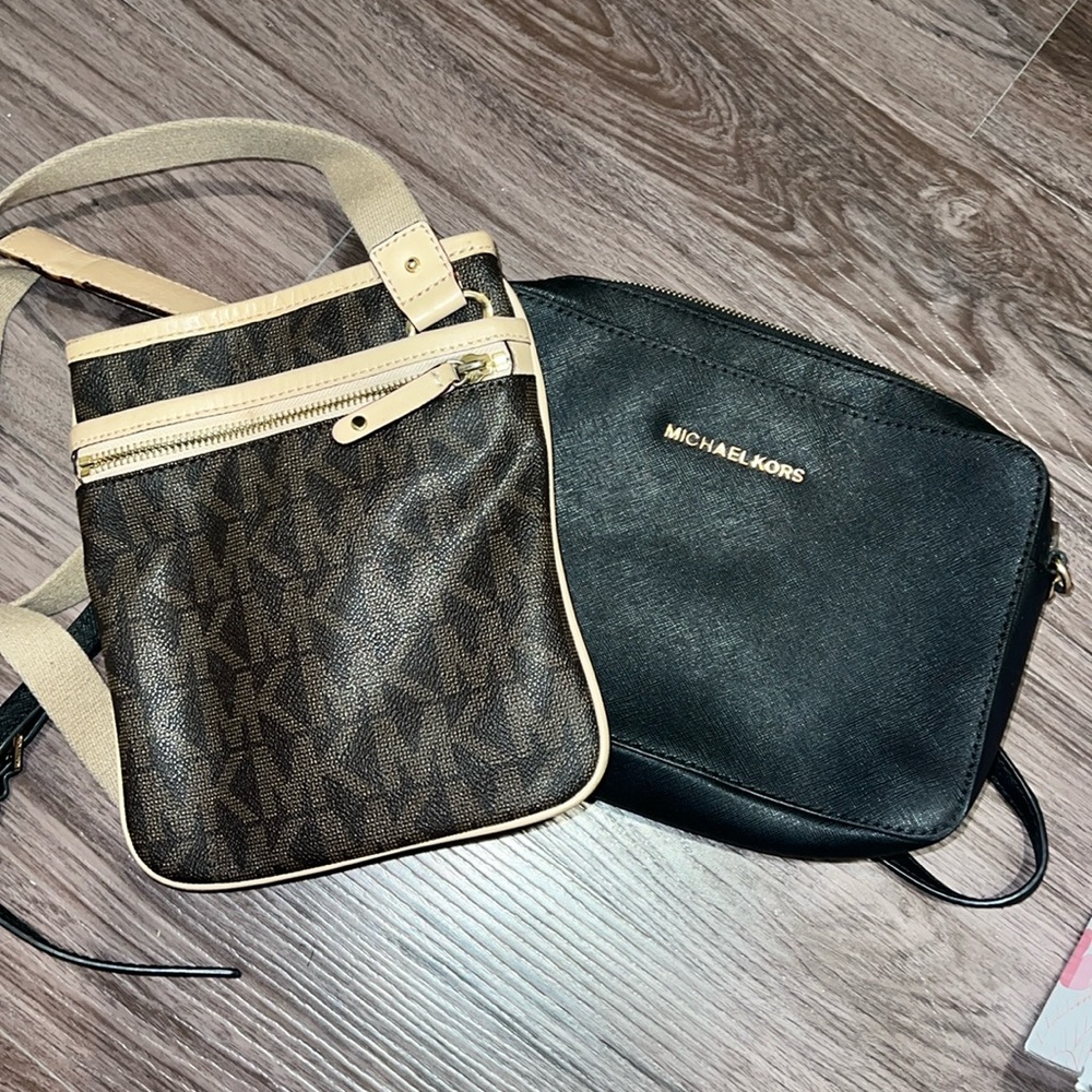 Michael kors cross bodies